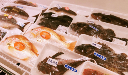 道の駅むなかたの物産直売所の魚介類