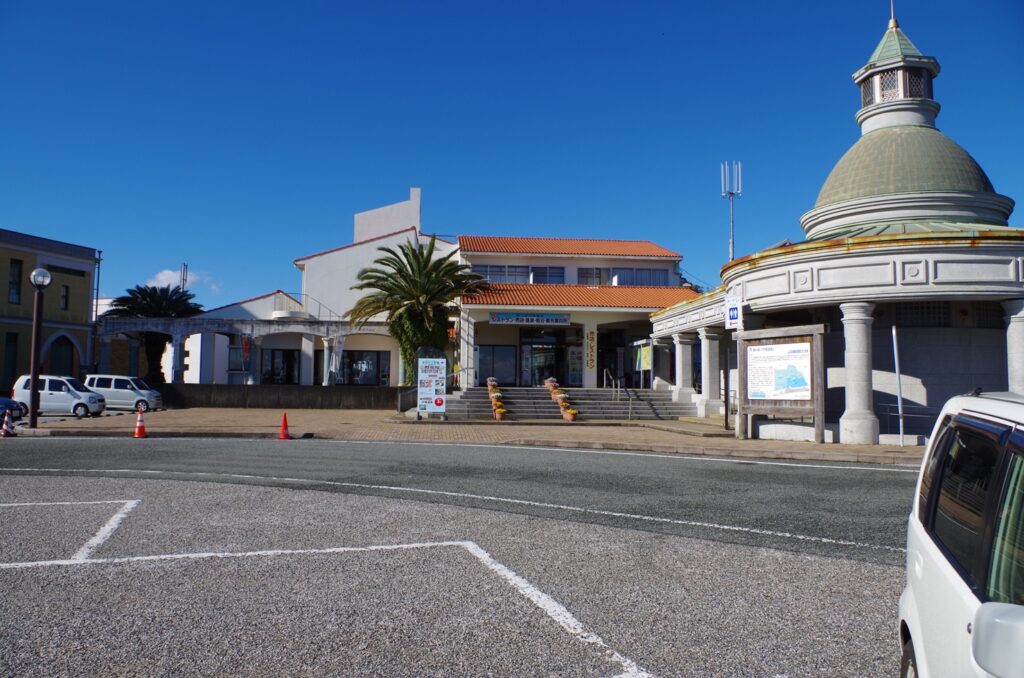 道の駅　穴喰温泉の外観