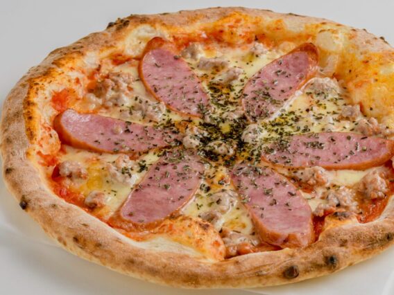 Bakery & Pizza HOMEのピザ