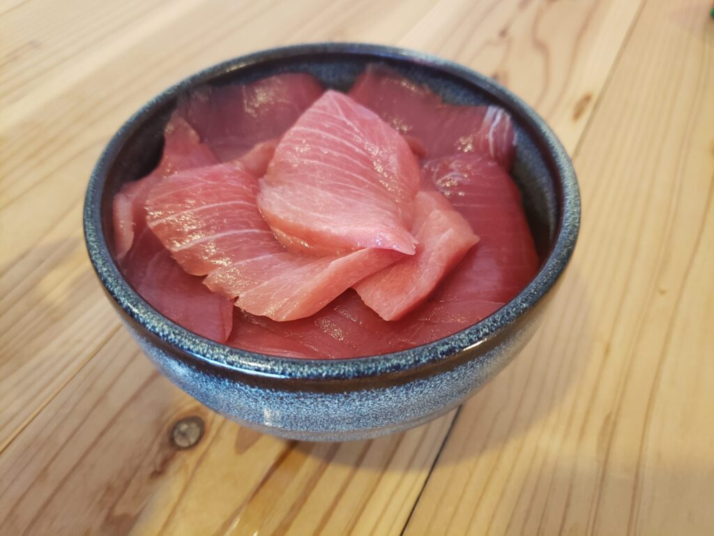 うみかぜ食堂の松前本マグロ丼