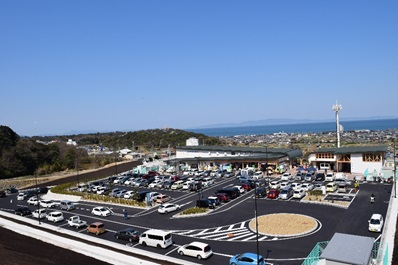 道の駅 みさき 夢灯台の外観