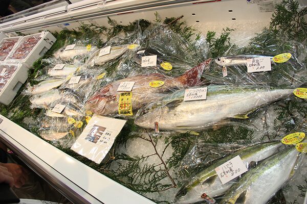 道の駅 きなんせ岩美の鮮魚コーナー