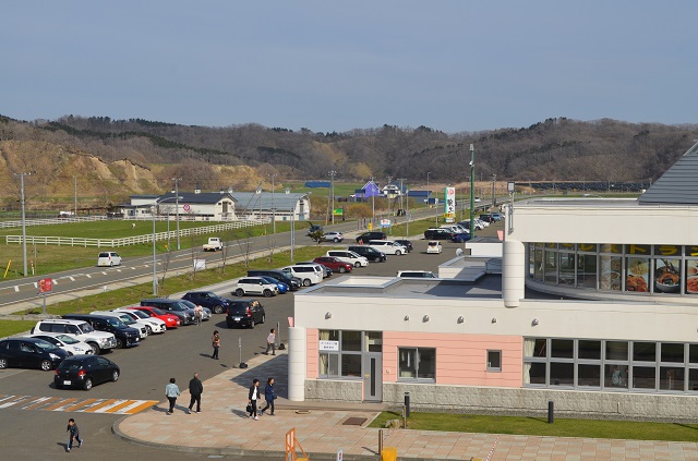 道の駅「三石」の外観