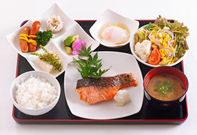 AFPオートキャンプ場の和定食