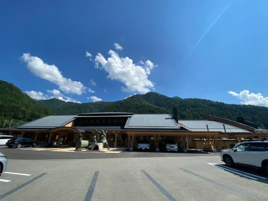 道の駅 遠山郷の外観